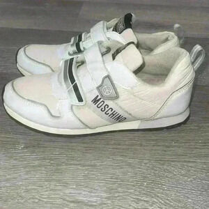 Moschino kids White and Black Trainers size 3 1/2